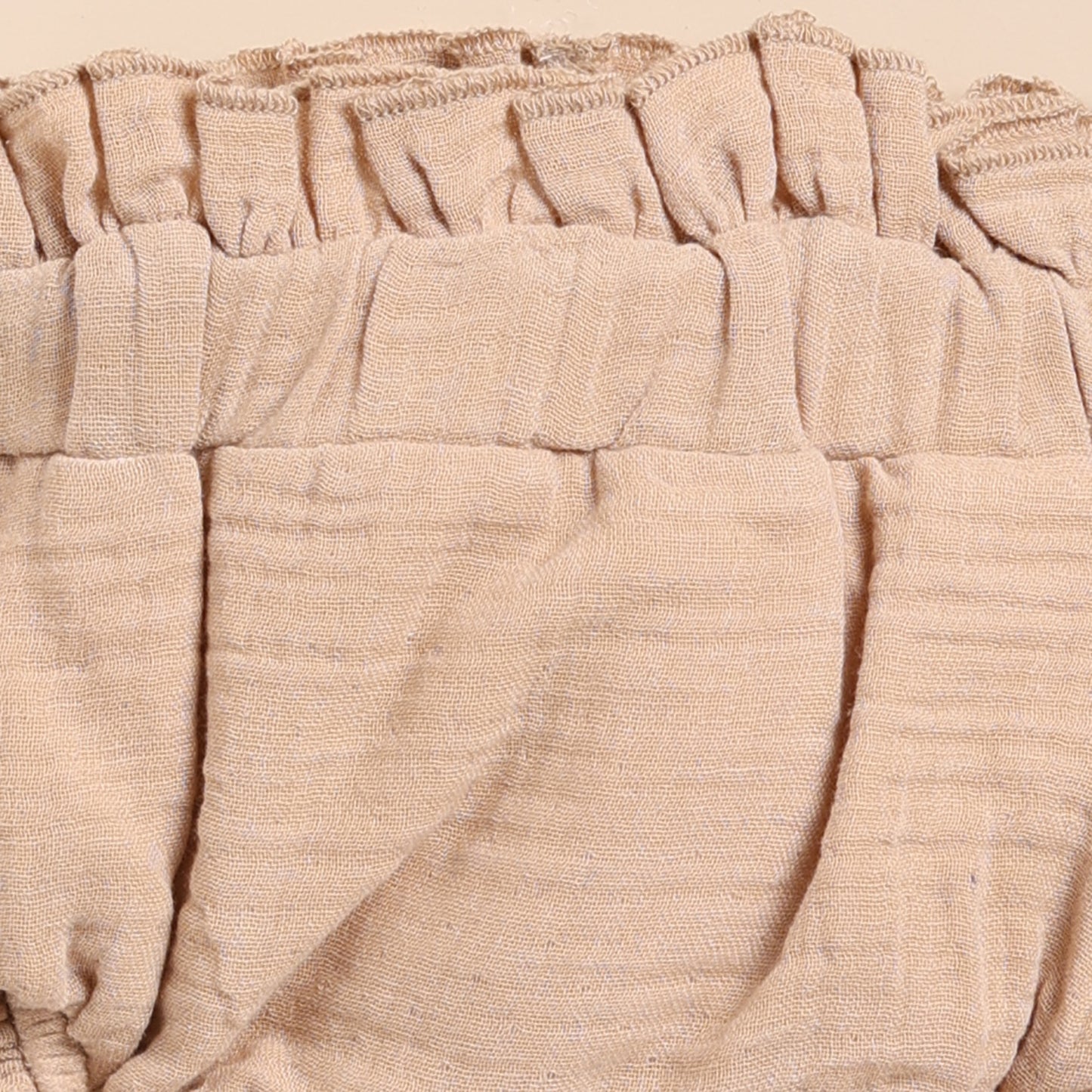Oatmeal + Latte Organic Muslin Sleeveless Frill Top With Bloomer Set