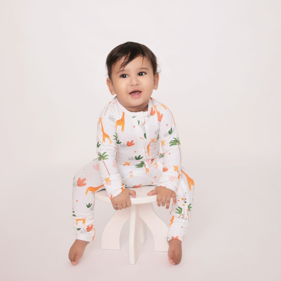 Dora the Giraffe Collection Organic cotton long sleeve Zipsuit