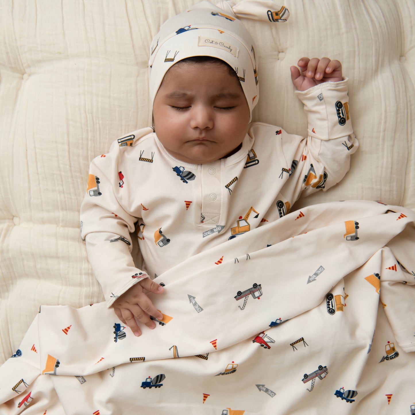 Buy Constellation Bear Organic Beanie for your 0-6 months baby - CotandCandyBaby