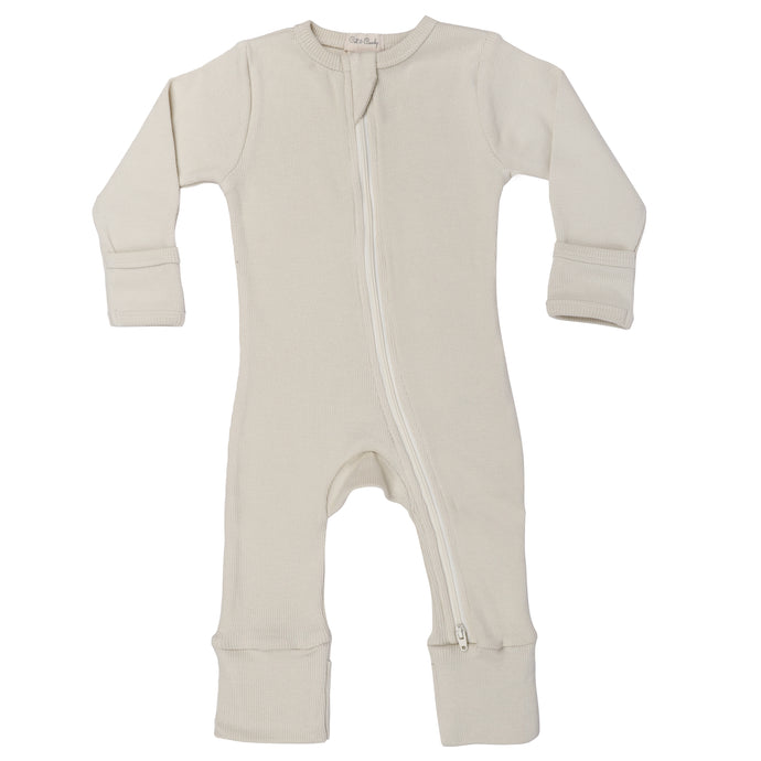 Thoughtfully created keeping in mind the sensitive skin of babies, our one-of-a-kind rompers are made from the softest quality cotton ribbed fabric which are GOTS certified.  The romper features a zipper in front for ease of the Mum to put on the garment. The two-way special zipper design helps in fuss-free diaper change for the Mum.  These zip suits are all season wear that keeps your baby comfortable and makes a cute fashion statement. 