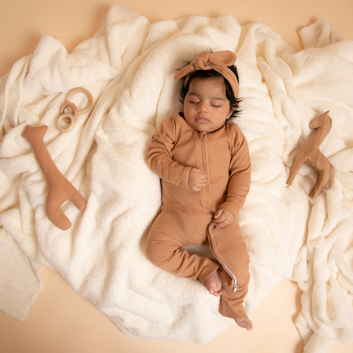 Why Mamas Prefer Organic Baby Clothing?