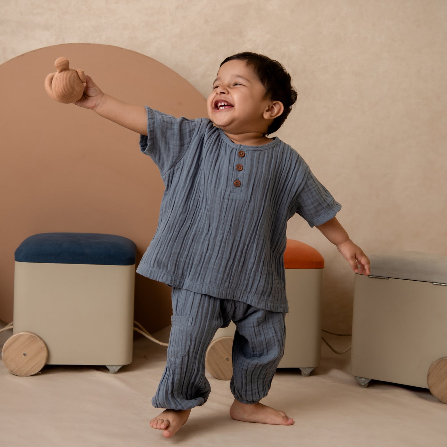 Aqua Organic Muslin Short Sleeve Henley T-shirt With Lounge Pant Set