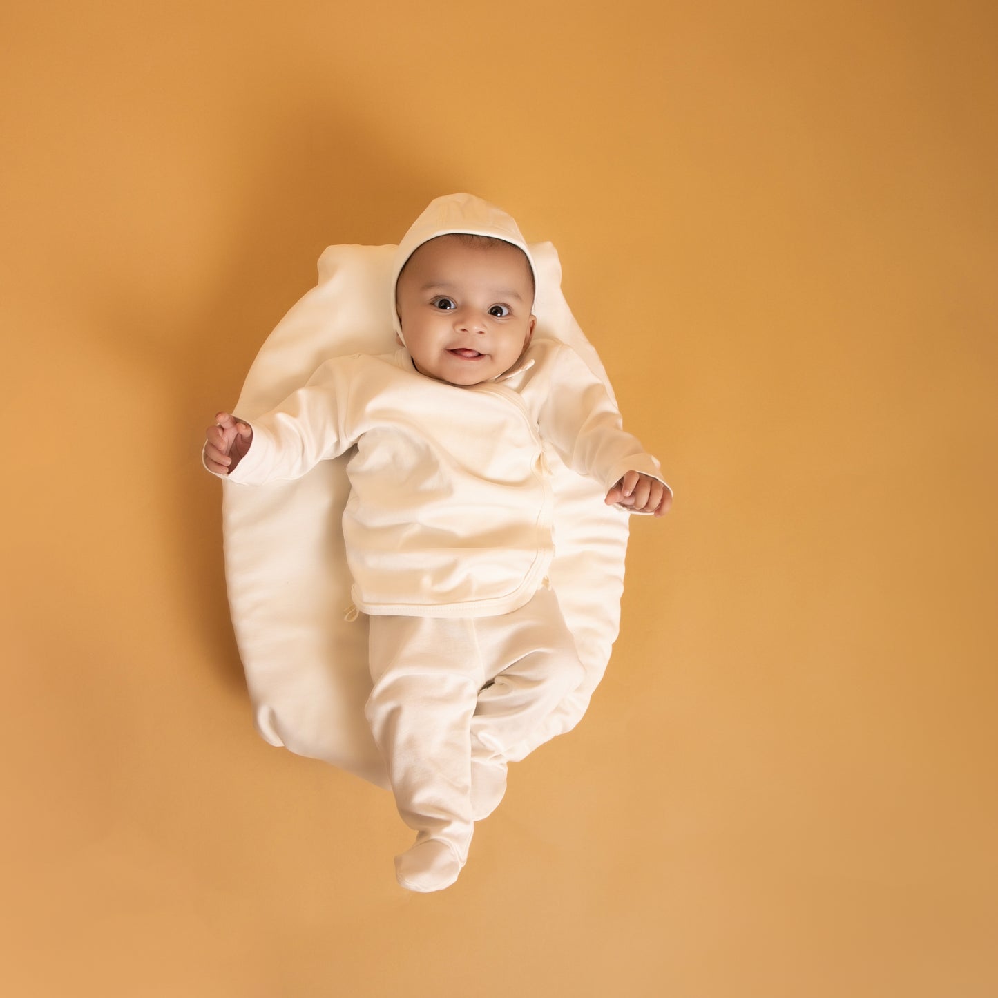 Ecru Organic Layette Set
