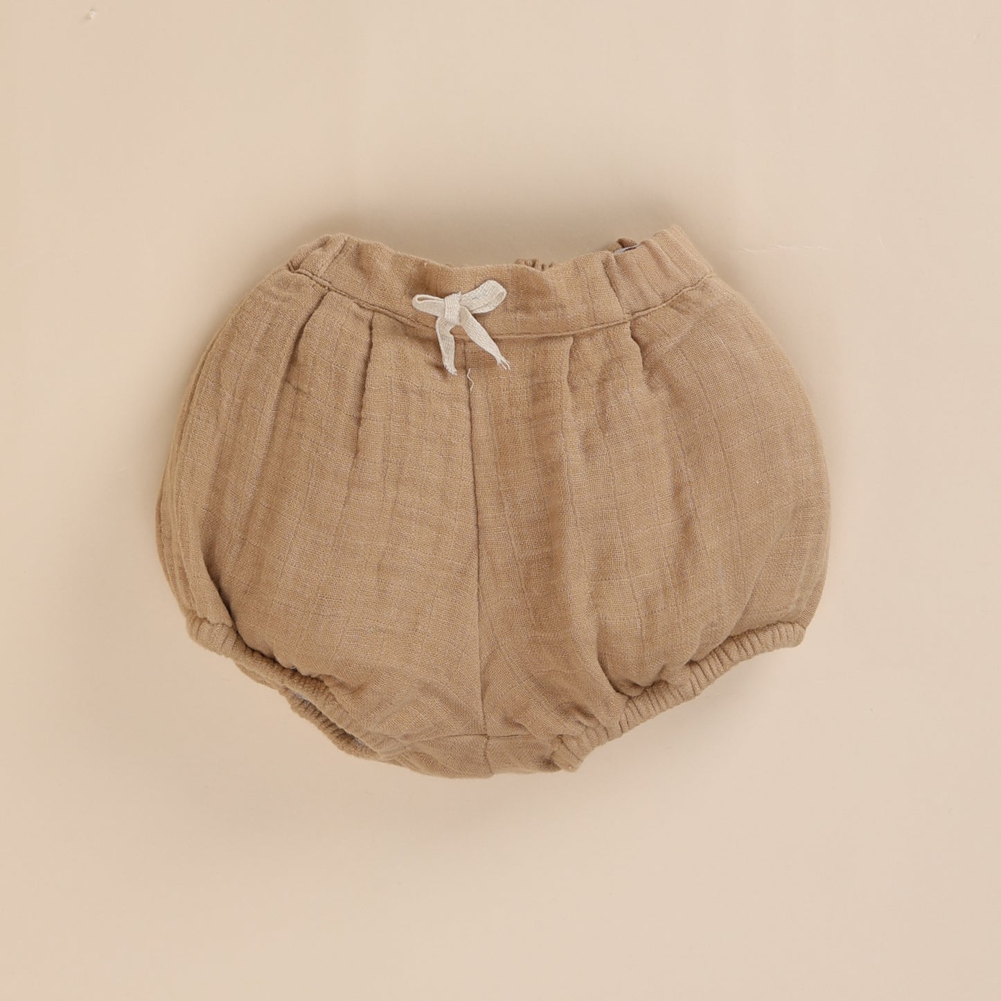 Latte Organic Muslin Frill Top With Bloomers