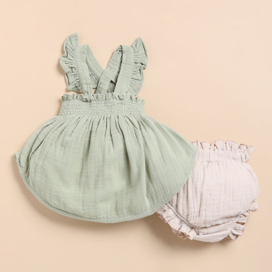 Sage + Oatmeal Organic Muslin Sleeveless Frill Top With Bloomer Set