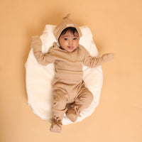 Load image into Gallery viewer, Baby Booties - Latte

